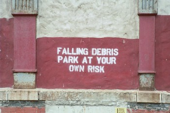 Sign for "Falling Debris"